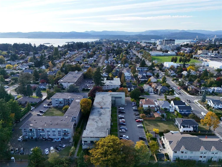43-477 Lampson Street, Esquimalt, BC, V9A 5Z4 - 33