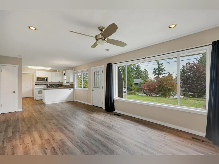 736 Nancy Greene Drive, Campbell River, BC, V9W 2A6 - 11