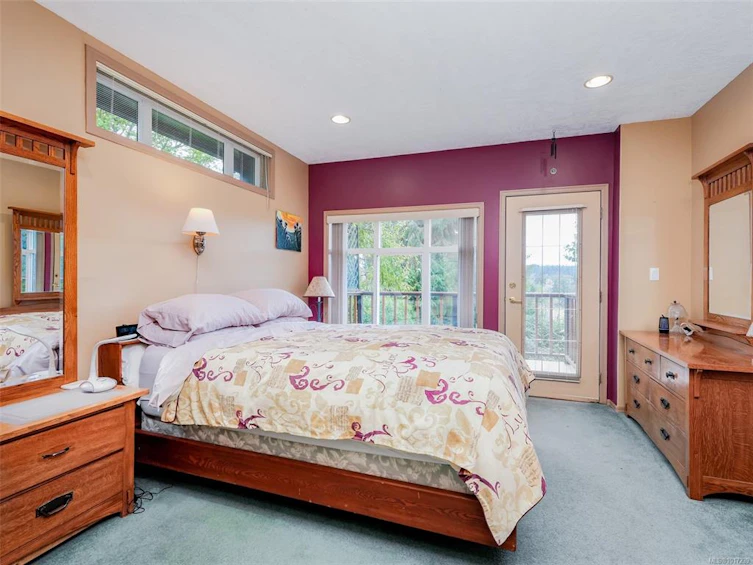 3998 Holland Avenue, Saanich, BC, V8Z 5K1 - 13