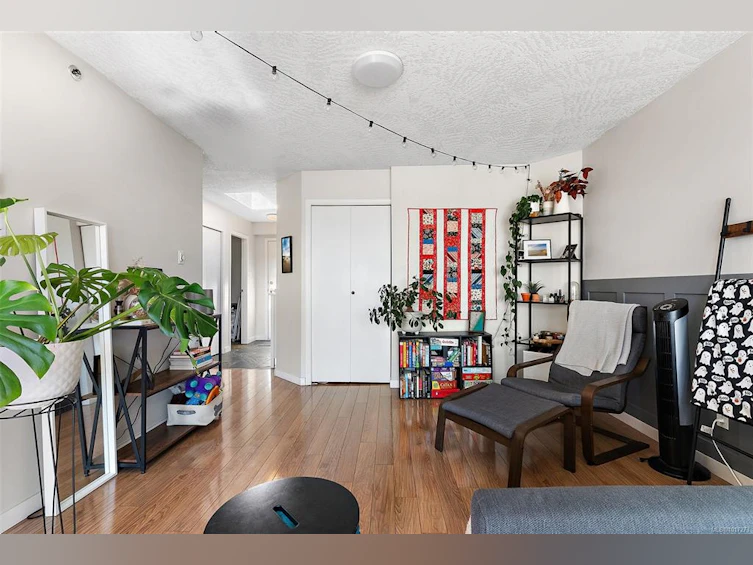 412-545 Manchester Road, Victoria, BC, V8T 5H6 - 8