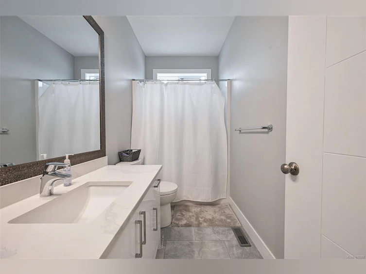 2149 Salmon Road, Nanaimo, BC, V9R 6J2 - 16