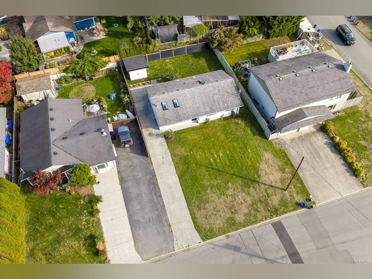 451 S Mcphedran Road, Campbell River, BC, V9W 6S5 - 55