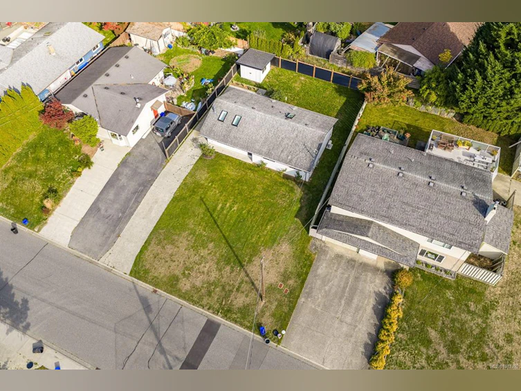 451 S Mcphedran Road, Campbell River, BC, V9W 6S5 - 57