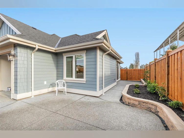 200 Acacia Street, Parksville, BC, V9P 1H3 - 3