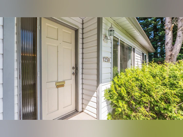 1250 Townsite Road, Nanaimo, BC, V9S 1M8 - 3