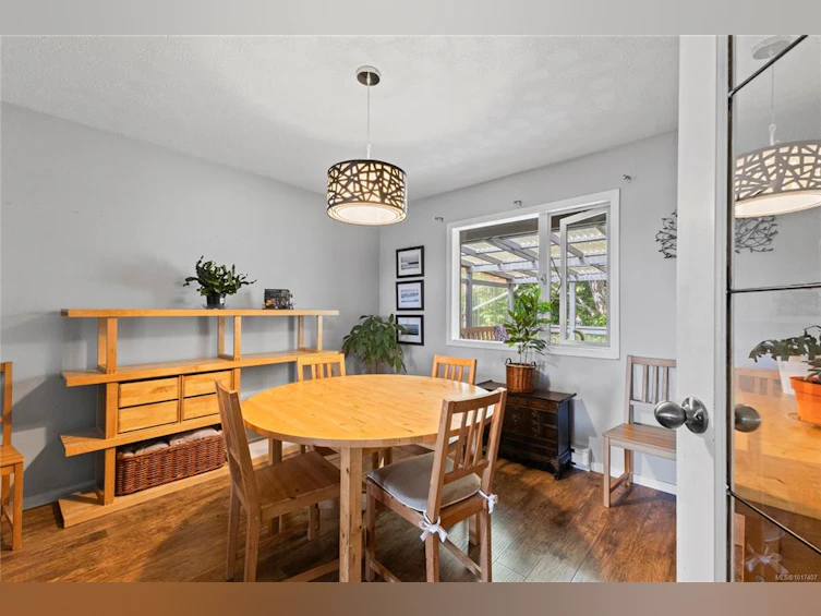 1692 Meadowbrook Drive, Campbell River, BC, V9W 7E7 - 12