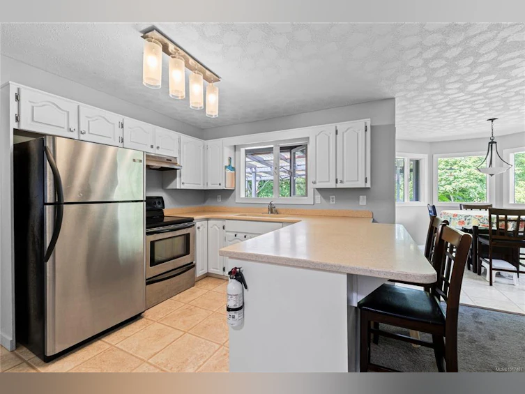 1692 Meadowbrook Drive, Campbell River, BC, V9W 7E7 - 3