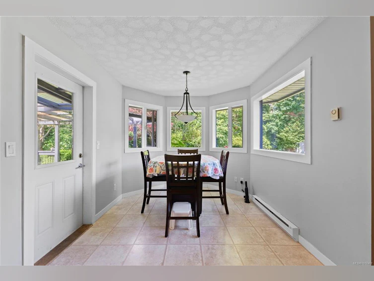 1692 Meadowbrook Drive, Campbell River, BC, V9W 7E7 - 9