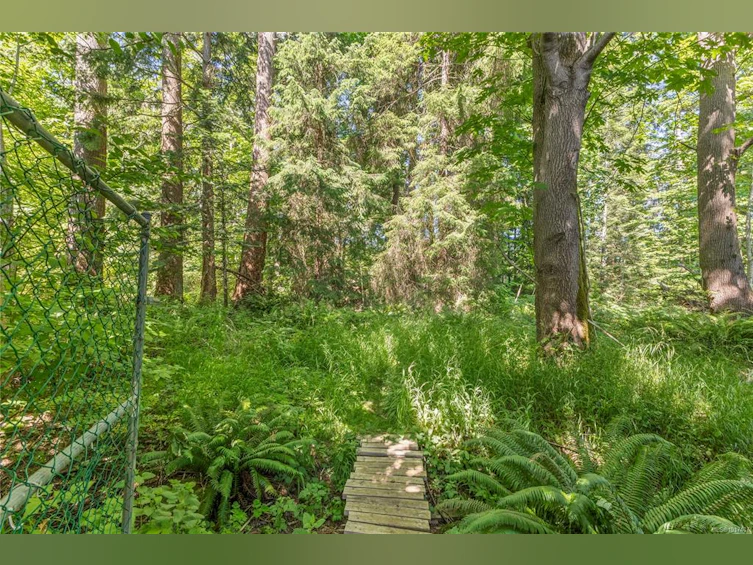 1692 Meadowbrook Drive, Campbell River, BC, V9W 7E7 - 32