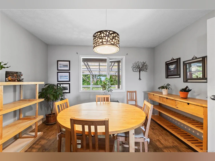 1692 Meadowbrook Drive, Campbell River, BC, V9W 7E7 - 13