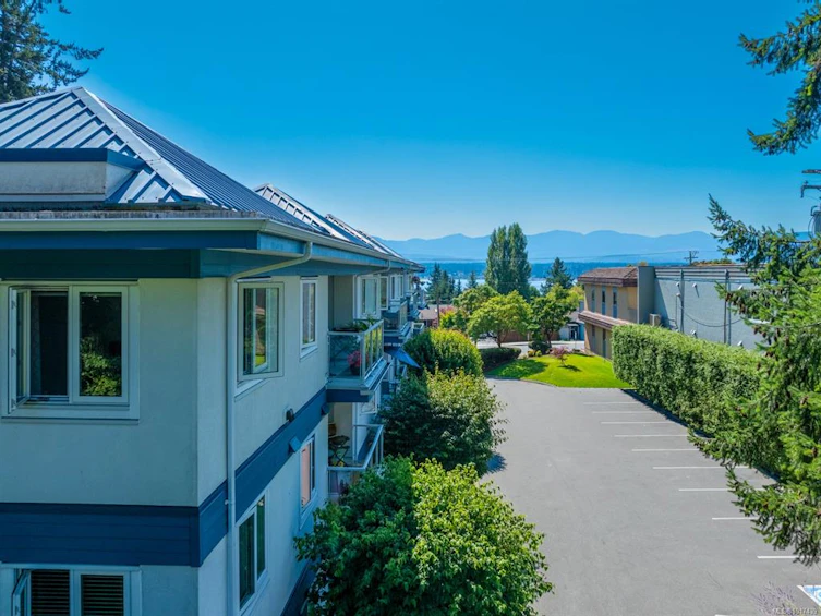 206-1970 Comox Avenue, Comox, BC, V9M 3M7 - 32