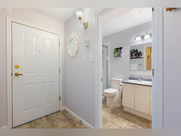 206-1970 Comox Avenue, Comox, BC, V9M 3M7 - 17
