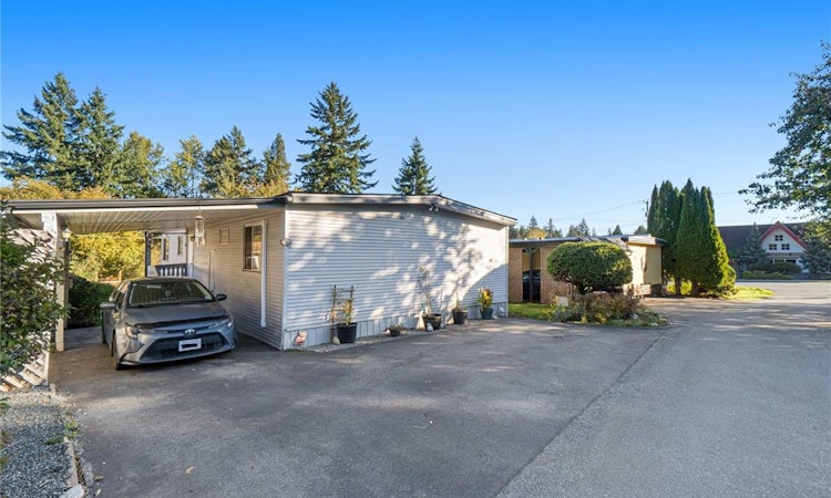 D-1359 Cranberry Avenue