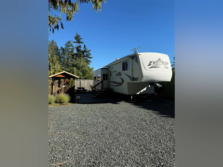 44-6050 Island Highway, Qualicum Beach, BC, V9K 2E1 - 2