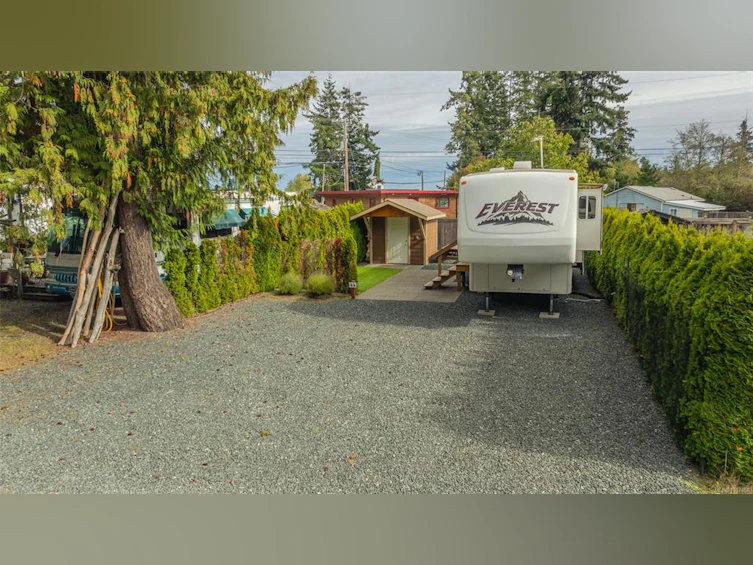 44-6050 Island Highway, Qualicum Beach, BC, V9K 2E1 - 16