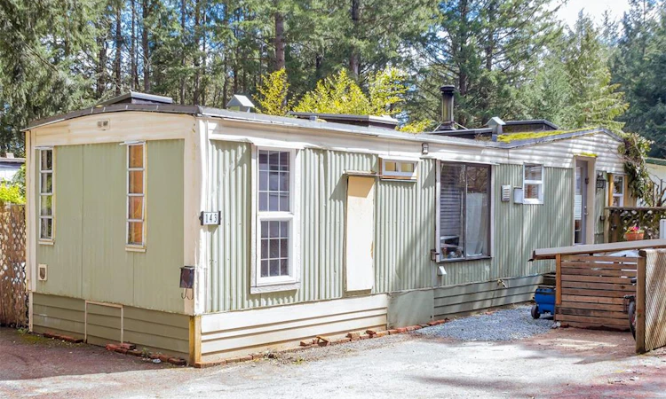 143-2500 Florence Lake Road