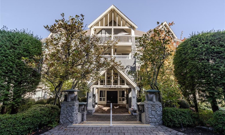 113-5650 Edgewater Lane