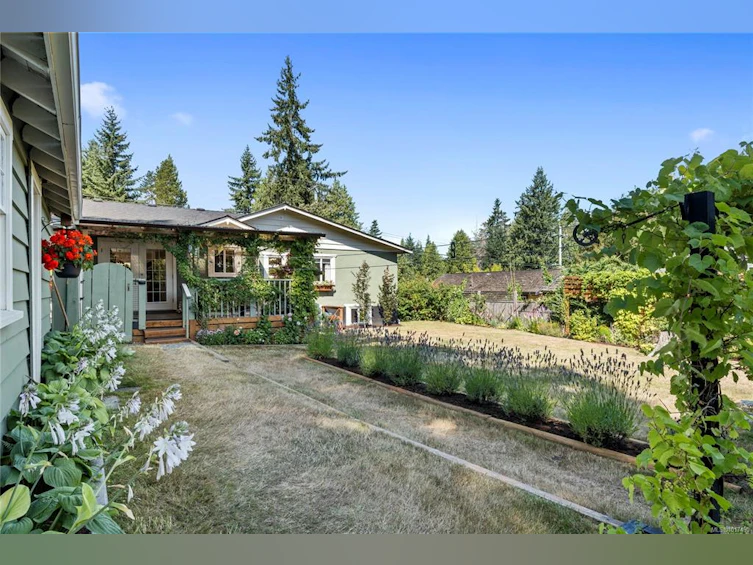 572 N Berwick Road, Qualicum Beach, BC, V9K 1L1 - 64