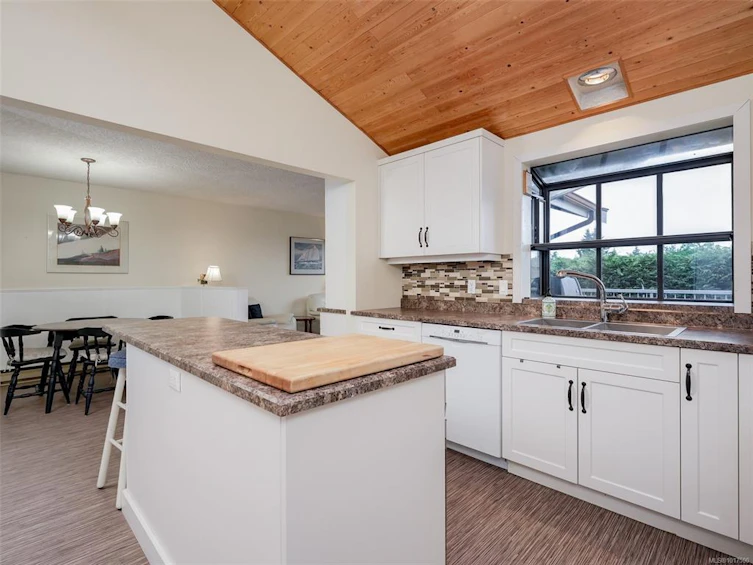 3198 Ilona Place, Colwood, BC, V9B 5C8 - 13