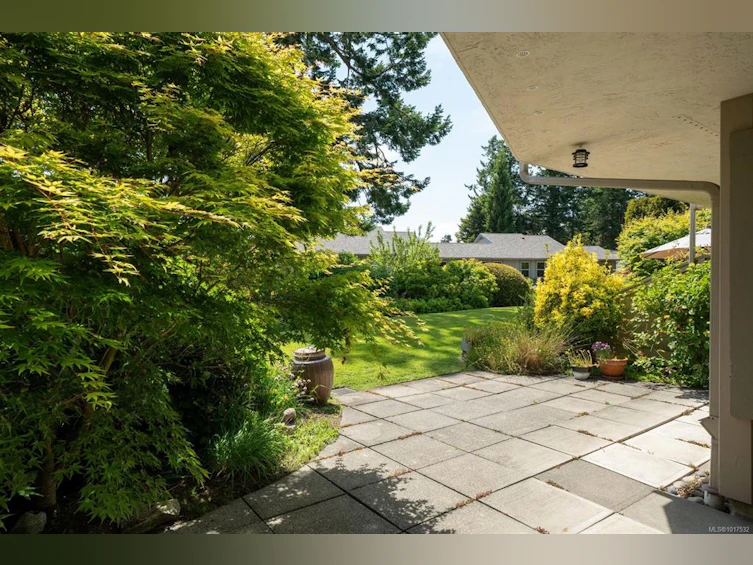 3-2654 Lancelot Place, Central Saanich, BC, V8M 1V3 - 29