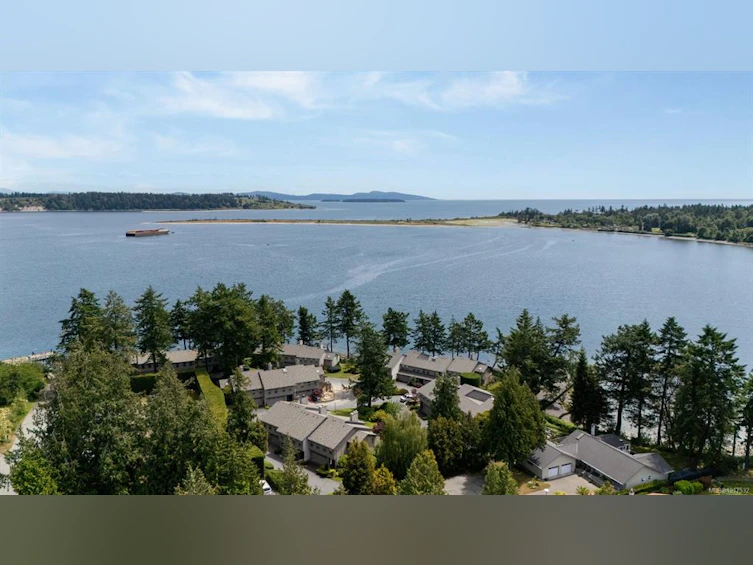 3-2654 Lancelot Place, Central Saanich, BC, V8M 1V3 - 37