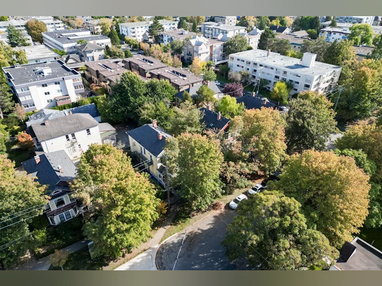 737 Vancouver Street, Victoria, BC, V8V 3V4 - 80