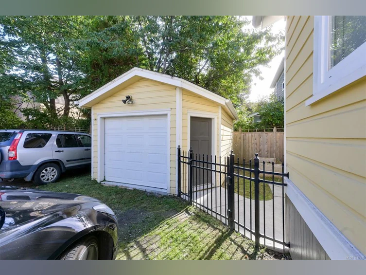 737 Vancouver Street, Victoria, BC, V8V 3V4 - 51