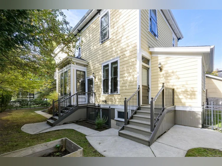 737 Vancouver Street, Victoria, BC, V8V 3V4 - 70