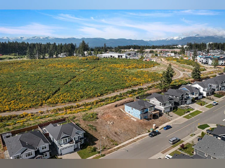 1423 Crown Isle Boulevard, Courtenay, BC, V9N 0E2 - 8