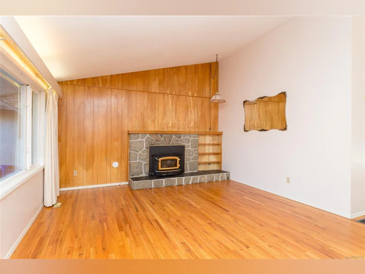 7086 Maber Road, Central Saanich, BC, V8M 1S9 - 7