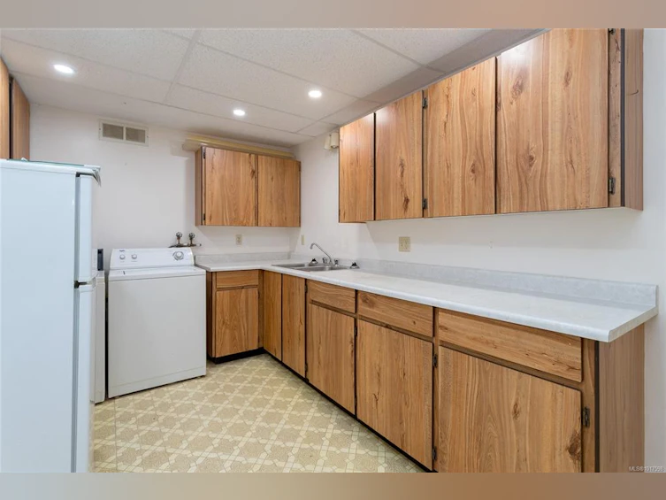 7086 Maber Road, Central Saanich, BC, V8M 1S9 - 22