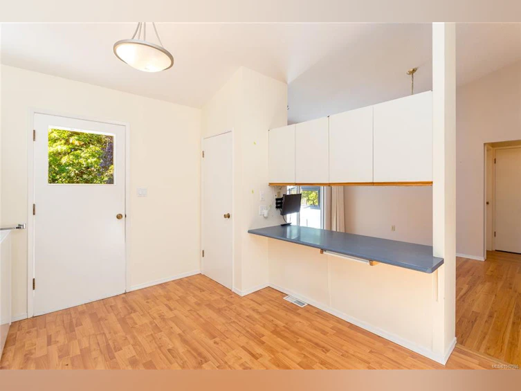 7086 Maber Road, Central Saanich, BC, V8M 1S9 - 12