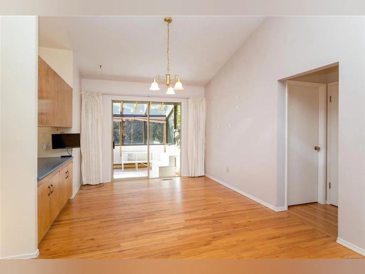 7086 Maber Road, Central Saanich, BC, V8M 1S9 - 9