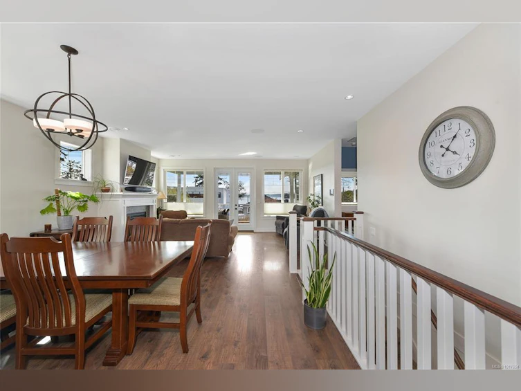 10324 Tsaykum Road, North Saanich, BC, V8L 0A2 - 12