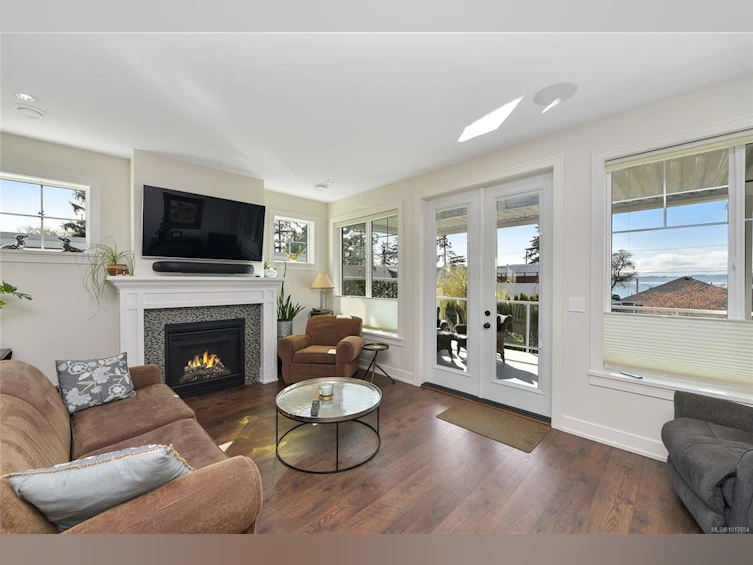 10324 Tsaykum Road, North Saanich, BC, V8L 0A2 - 14
