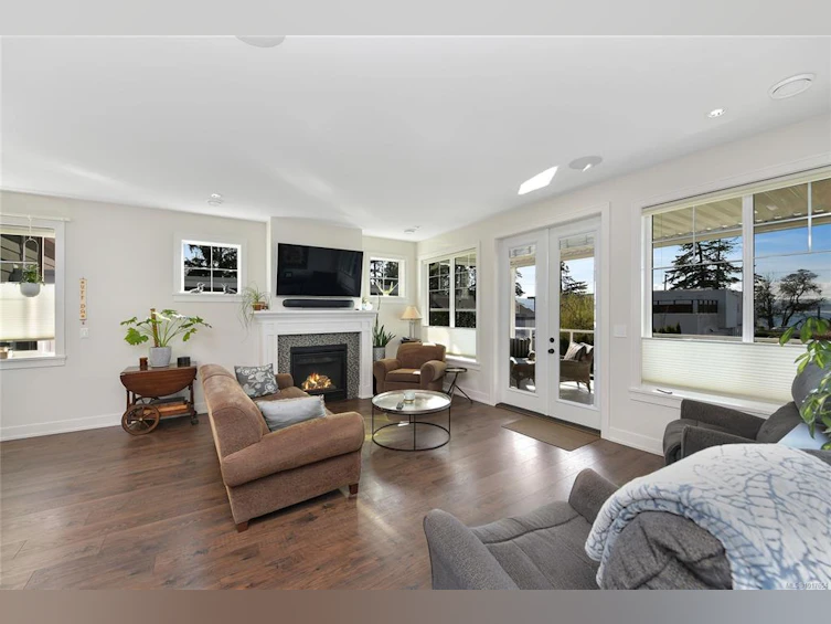 10324 Tsaykum Road, North Saanich, BC, V8L 0A2 - 17