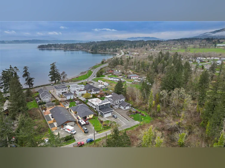 10324 Tsaykum Road, North Saanich, BC, V8L 0A2 - 69