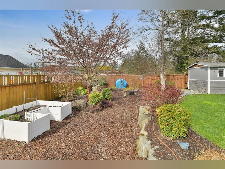 10324 Tsaykum Road, North Saanich, BC, V8L 0A2 - 54