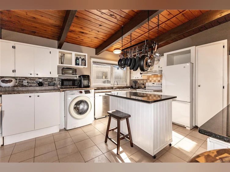 520 Dogwood Street, Campbell River, BC, V9W 2Y5 - 18