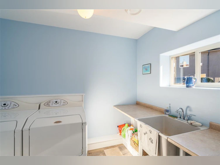 526 Douglas Place, Ladysmith, BC, V9G 2B9 - 38