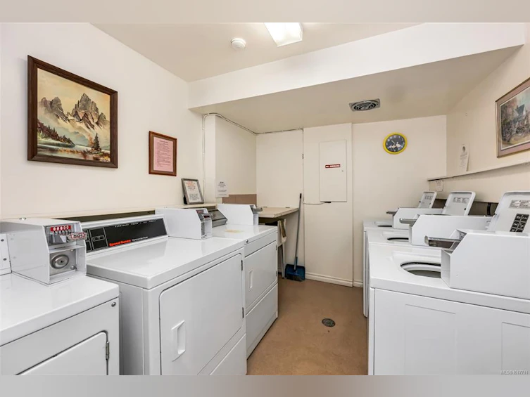 205-1000 Esquimalt Road, Esquimalt, BC, V9A 3N2 - 24