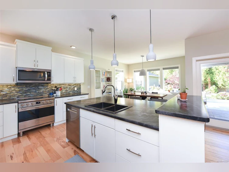 2805 Swanson Street, Courtenay, BC, V9N 0C9 - 15