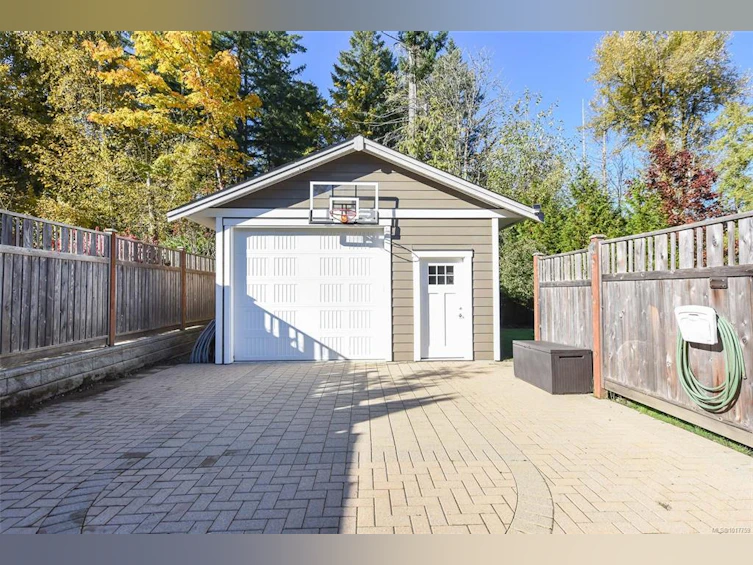 2805 Swanson Street, Courtenay, BC, V9N 0C9 - 3