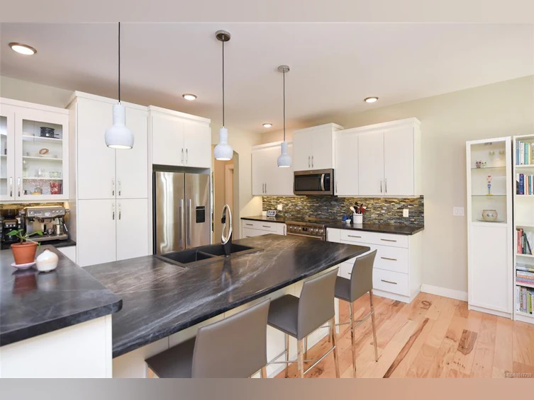 2805 Swanson Street, Courtenay, BC, V9N 0C9 - 13