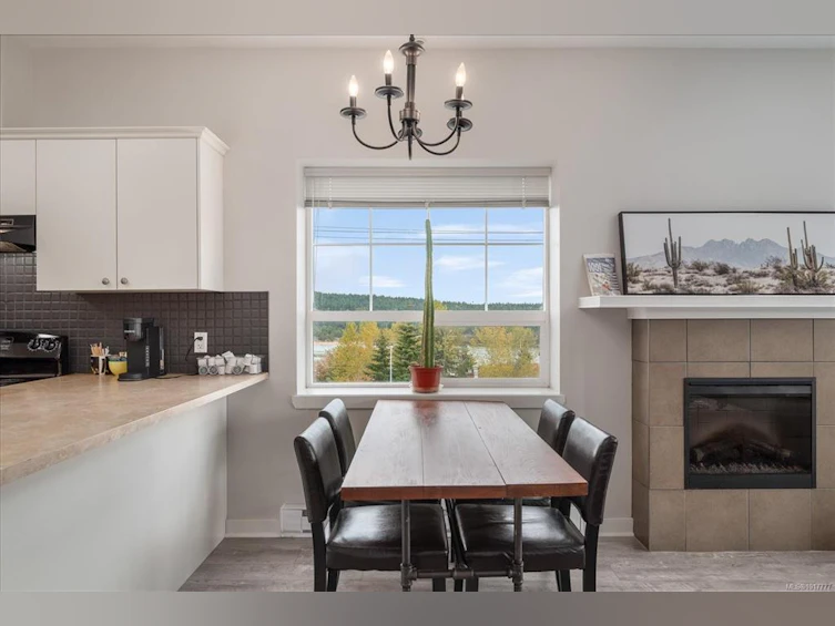 F-16 High Street, Ladysmith, BC, V9G 1B4 - 5