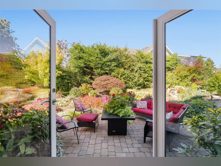 3172 Royal Vista Way, Courtenay, BC, V9N 9X3 - 71