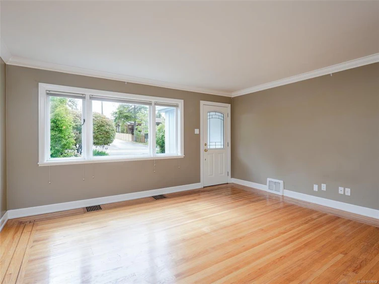 4406 Torquay Drive, Saanich, BC, V8N 3L4 - 5