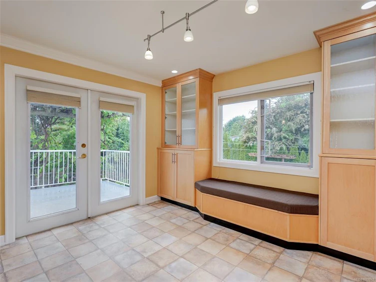 4406 Torquay Drive, Saanich, BC, V8N 3L4 - 11