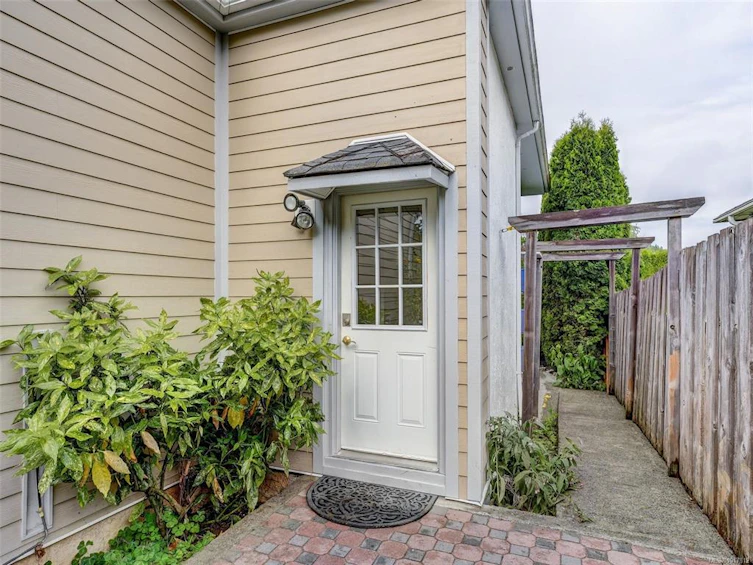 4406 Torquay Drive, Saanich, BC, V8N 3L4 - 32