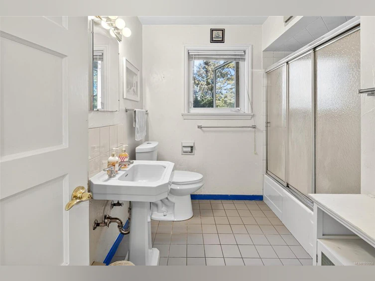 3315 Ripon Road, Oak Bay, BC, V8R 6G6 - 23